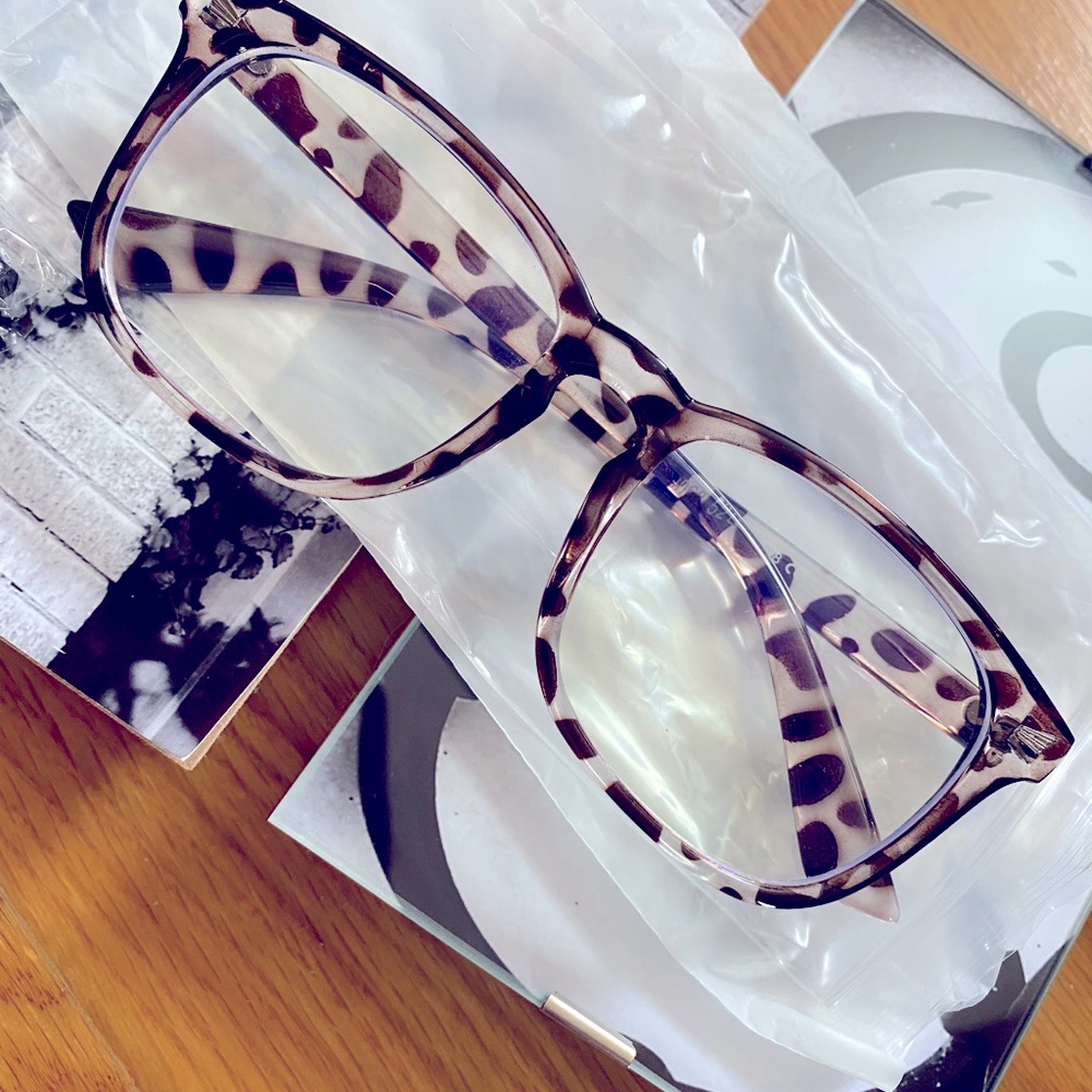 ❤️NEW-BLUE LIGHT BLOCKING GLASSES❤️